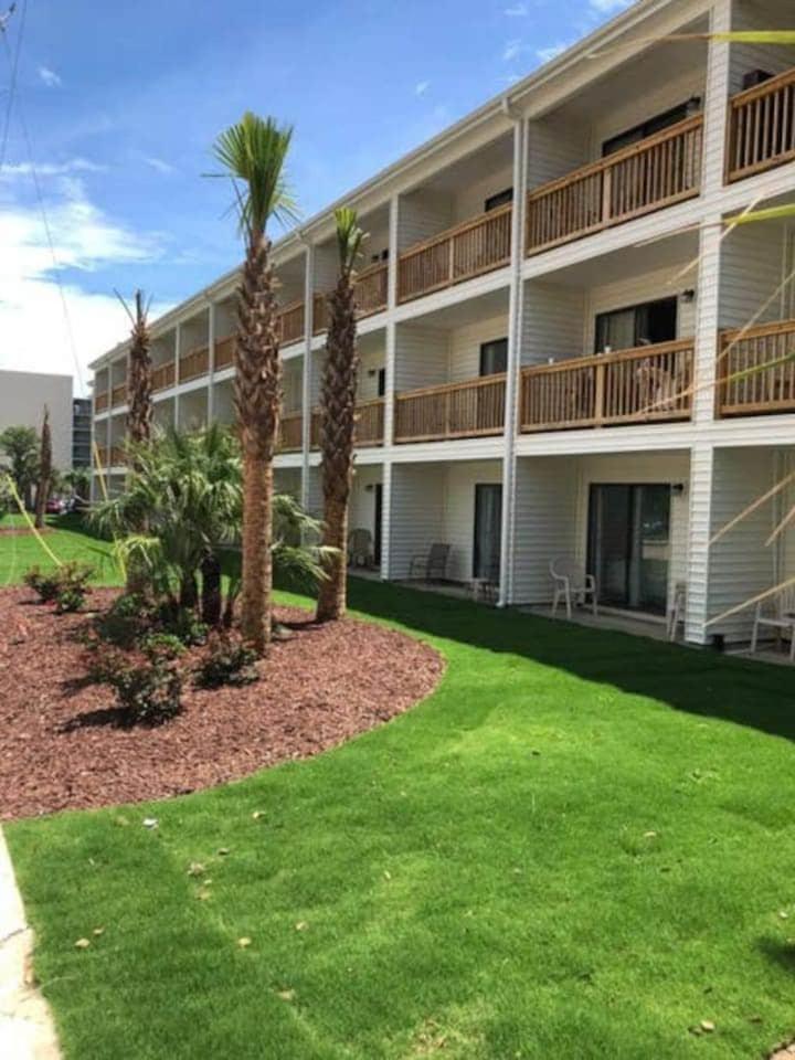 מירטל ביץ' *Delightful Beach Condo*Pool, Steps To The Sand*H33 מראה חיצוני תמונה