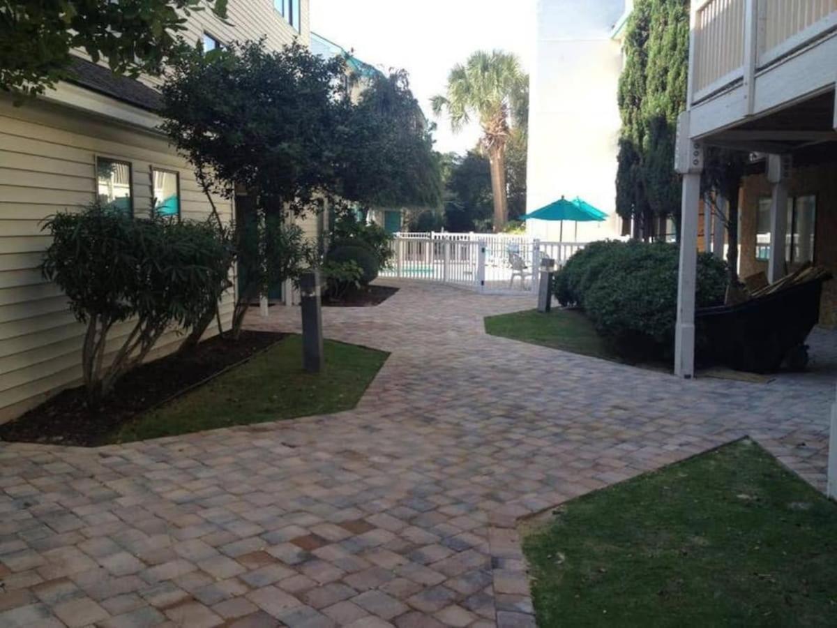 מירטל ביץ' *Delightful Beach Condo*Pool, Steps To The Sand*H33 מראה חיצוני תמונה